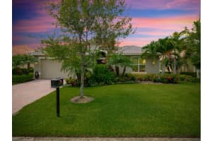 4253 Diamond Square, Vero Beach
