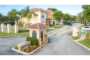 225 Talia Circle, Palm Springs