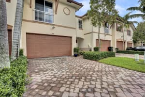 105 E Prive Circle, Delray Beach