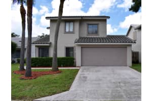 6057 Strawberry Lakes Circle, Lake Worth