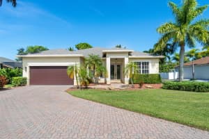 48 Lake Eden Drive, Boynton Beach