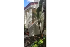 1413 Avon Lane 218, North Lauderdale