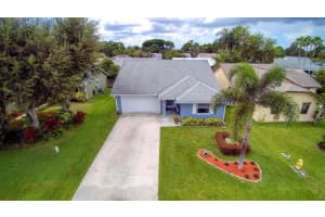 4270 Se Boxleaf Place, Stuart