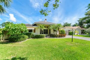 825 Periwinkle Street, Boca Raton