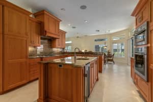 8855 Se Marina Bay Drive, Hobe Sound