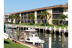 124 Shore Court 307, North Palm Beach