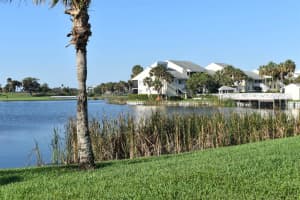 5585 Ne Gulfstream Way, Stuart
