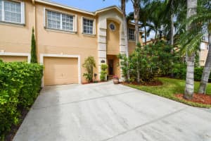 322 Laurel Oaks Way, Jupiter