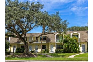 841 Camila Lane 9, Vero Beach