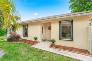 205 Se 1st Circle 7a, Boynton Beach