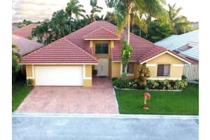 11620 Sw 9th Court, Pembroke Pines