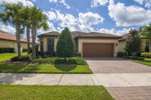 5404 Antigua Circle, Vero Beach