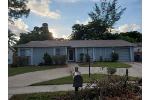 10233 Sleepy Brook Way, Boca Raton