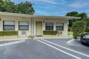 555 Banyan Tree Lane 10, Delray Beach