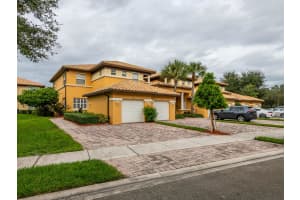 7961 Nw 127th Lane 5-a, Parkland