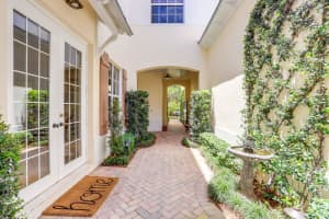 244 E Boca Raton Road, Boca Raton