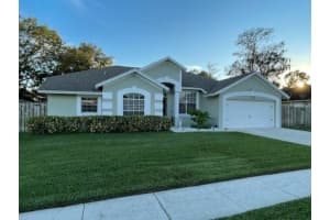 170 Royal Pine Circle, Royal Palm Beach