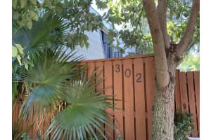 1700 Embassy Drive 302, West Palm Beach