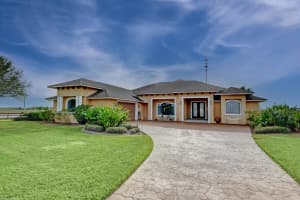 4833 Ne 122nd Drive, Okeechobee
