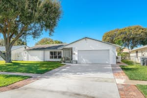 4693 Blue Pine Circle, Lake Worth Beach