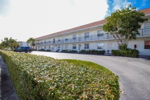 227 Castlewood Drive 203, North Palm Beach