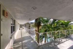200 Greytwig Road 305, Vero Beach