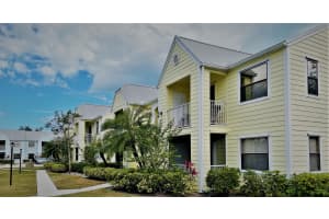 1130 3rd Avenue 203, Vero Beach