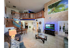 3269 Inverrary Boulevard W 3269, Lauderhill