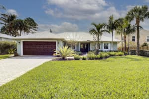 526 Sw Rustic Circle, Stuart