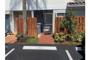 7870 Lago Del Mar Drive 124, Boca Raton