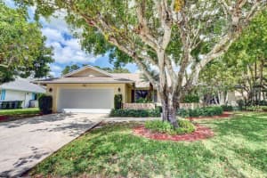 13691 Ishnala Circle, Wellington