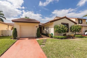 6353 Lantana Pines Drive, Lake Worth