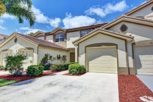 6269 Crescent Lake Way, Lake Worth