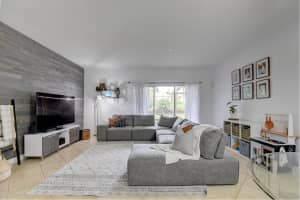 1500 Buckingham Avenue, Wellington