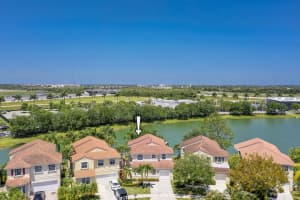 4917 Sw 153rd Avenue, Davie