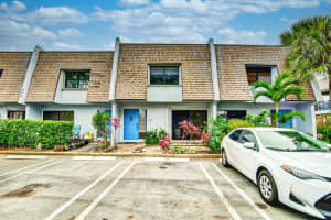 400 Canal Point S 130, Delray Beach