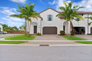 3184 Santa Catalina Place, Greenacres