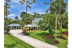 8623 Thousand Pines Court, West Palm Beach