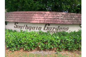 7421 Nw 85th Street 101, Tamarac