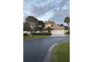 223 Disc Dr, Boynton Beach