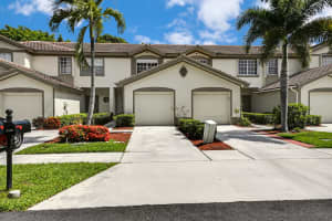 6277 Crescent Lake Way, Lake Worth