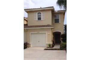 13804 Creston Place, Wellington