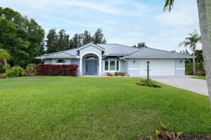 422 Se Ashley Oaks Way, Stuart