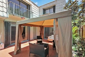 1700 Embassy Drive 402, West Palm Beach