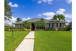 1070 White Tail Avenue Sw, Vero Beach