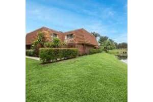 825 Center Street 5b, Jupiter