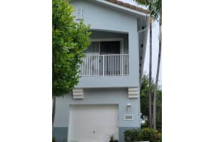 3265 Laurel Ridge Circle, Riviera Beach