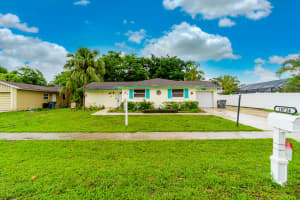 10724 Sleepy Brook Way, Boca Raton