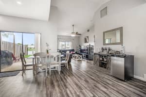 6029 Strawberry Lakes Circle, Lake Worth