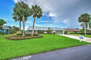 6954 Se Bunker Hill Drive, Hobe Sound